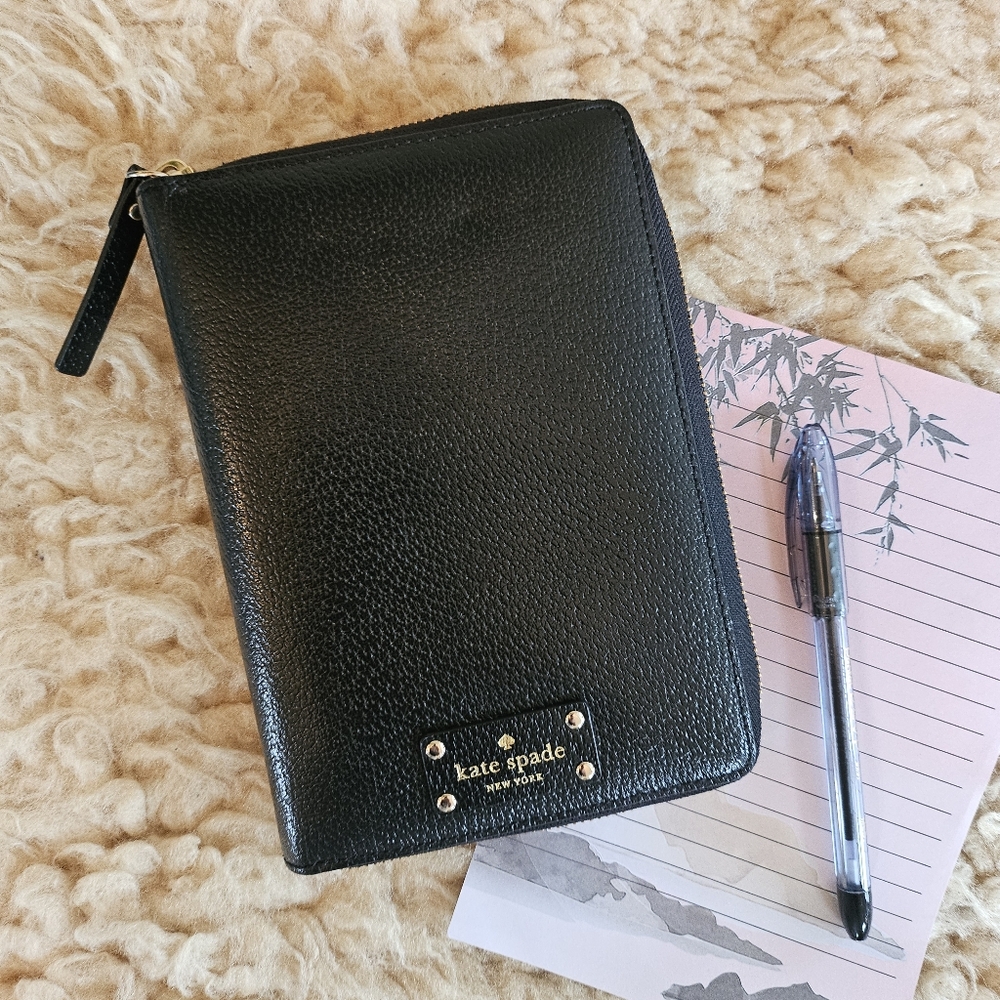 Kate Spade Wellesley Planner, Black Leather, Personal Size